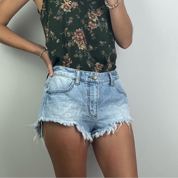 Billabong Pants - Billabong Denim Jean Shorts Blue Frayed Bonita Mid Rise Beach Size 28 AU 10